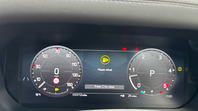 Land Rover Defender 3.0 D250 X-Dynamic HSE 110 5dr Auto Diesel Estate - Image 16